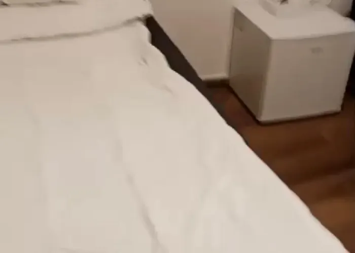 H Hotel Virtual Reception No On-Site Staff Szálloda