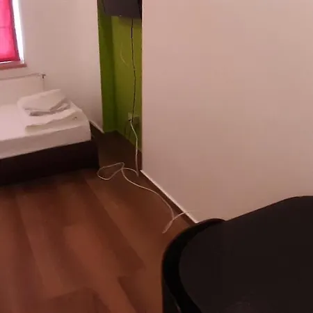 H Hotel Virtual Reception No On-Site Staff Bucarest