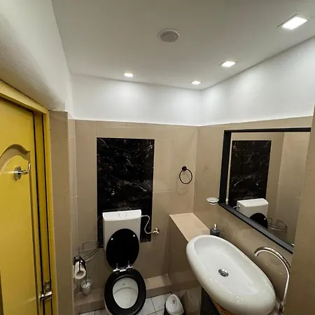 H Hotel Virtual Reception No On-Site Staff Hotel Bucarest