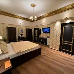H Hotel Virtual Reception No On-Site Staff 호텔 3*