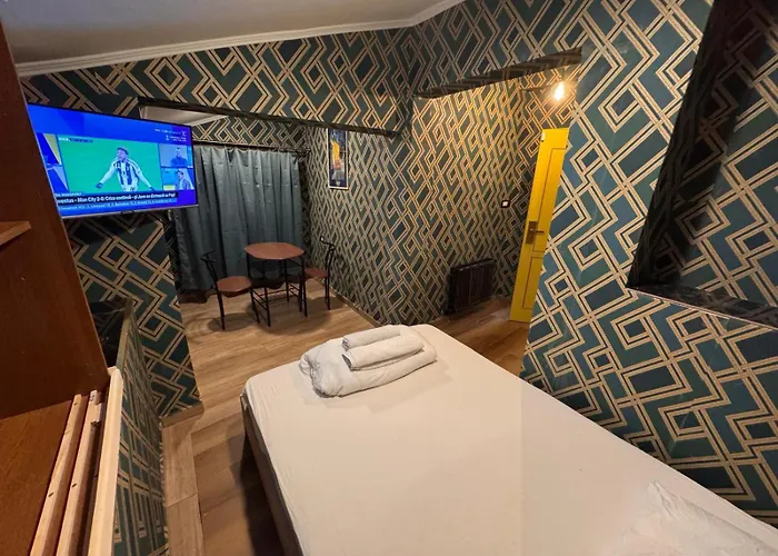 H Hotel Virtual Reception No On-Site Staff 3* Bukareszt
