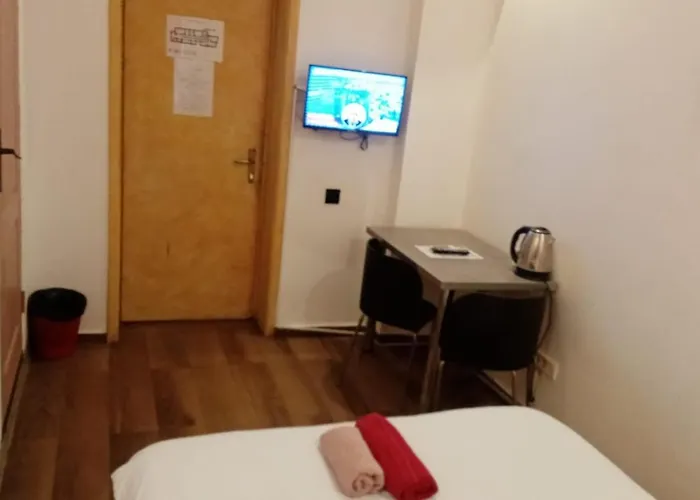 H Hotel Virtual Reception No On-Site Staff 3* Bukarest