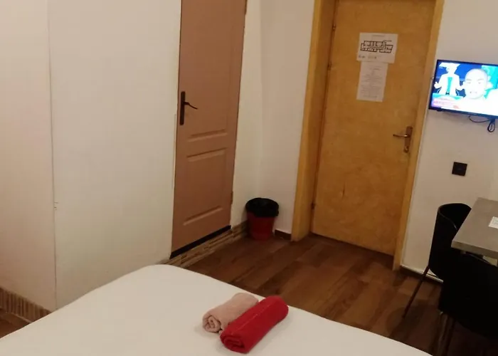 H Hotel Virtual Reception No On-Site Staff Bukarest