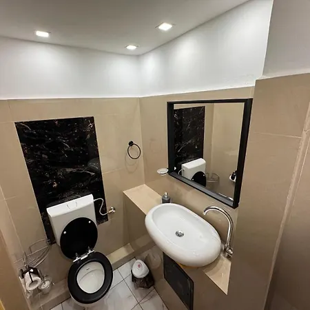 H Hotel Virtual Reception No On-Site Staff Bucarest